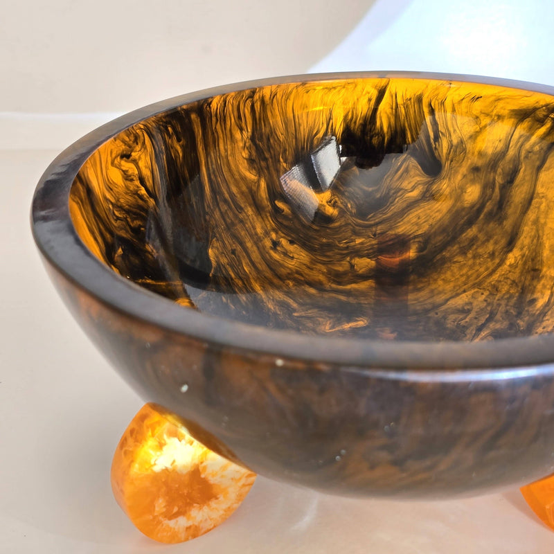 Gibb & Daan - Hand Poured Resin Salad Serving Bowl - Gorgeous Orange Legs