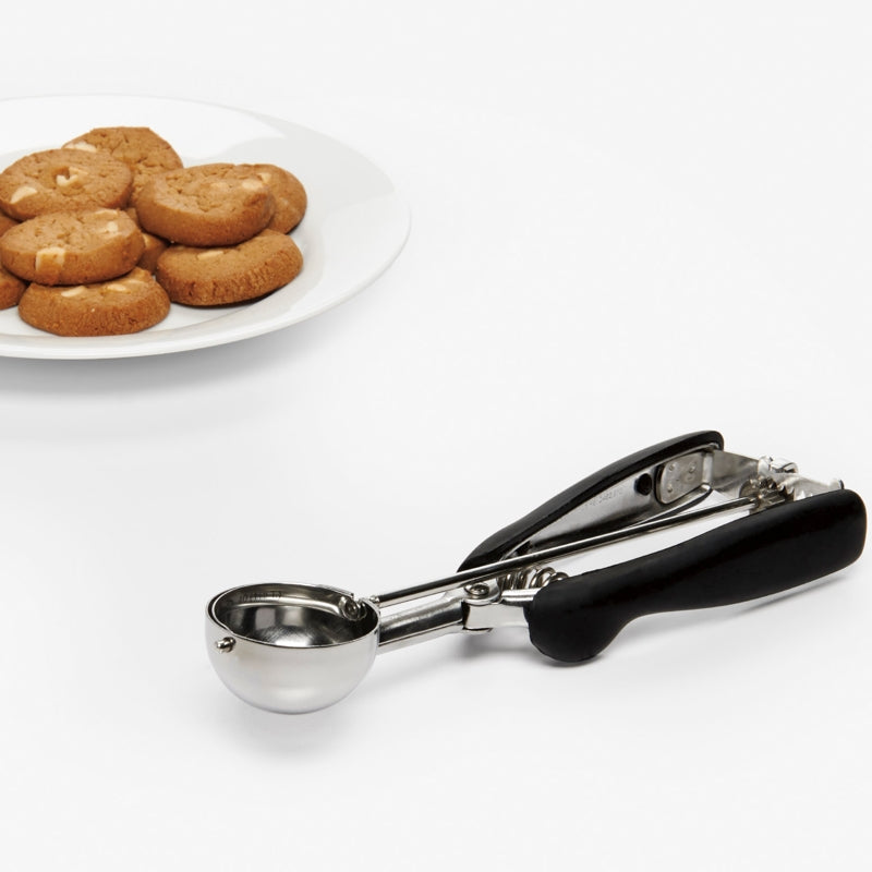 OXO Good Grips Cookie Scoop 3-Pack — The Verse